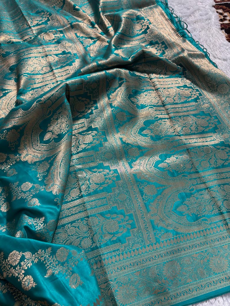 Bottle Green Cross Pattern Mashru Silk Saree