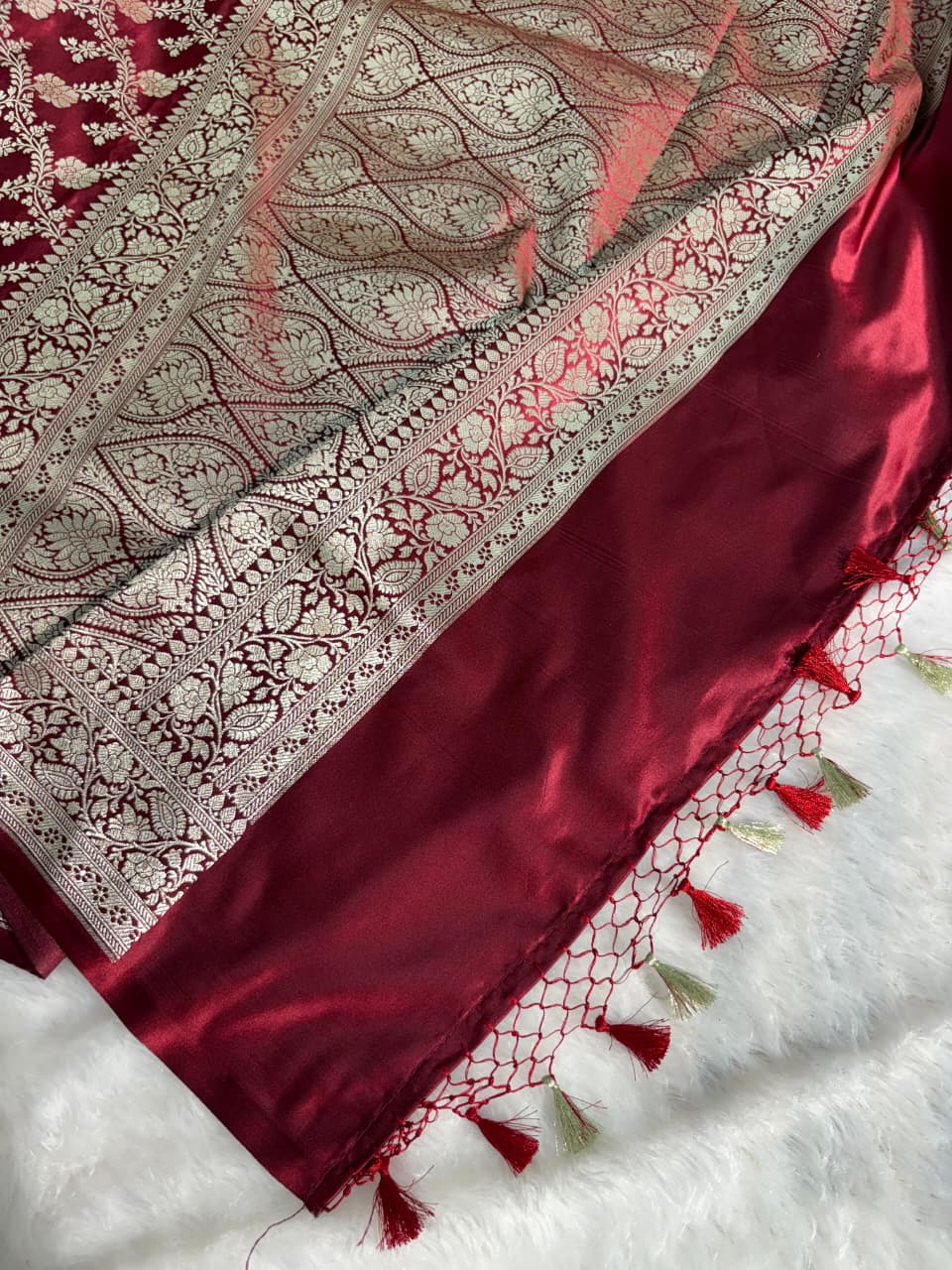 Maroon Floral Jaal Pattern Mashru Silk Saree