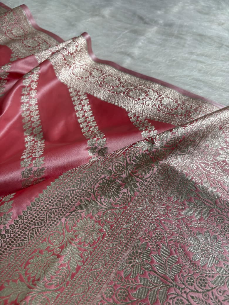 Dusty Baby Pink Cross Pattern Mashru Silk Saree