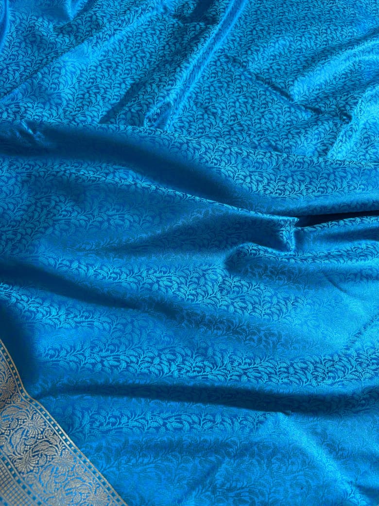 Majestic Blue Floral Tanchoi Mashru Silk Saree