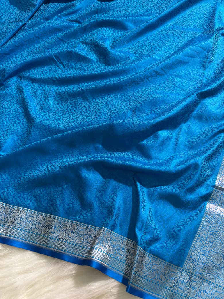 Majestic Blue Floral Tanchoi Mashru Silk Saree