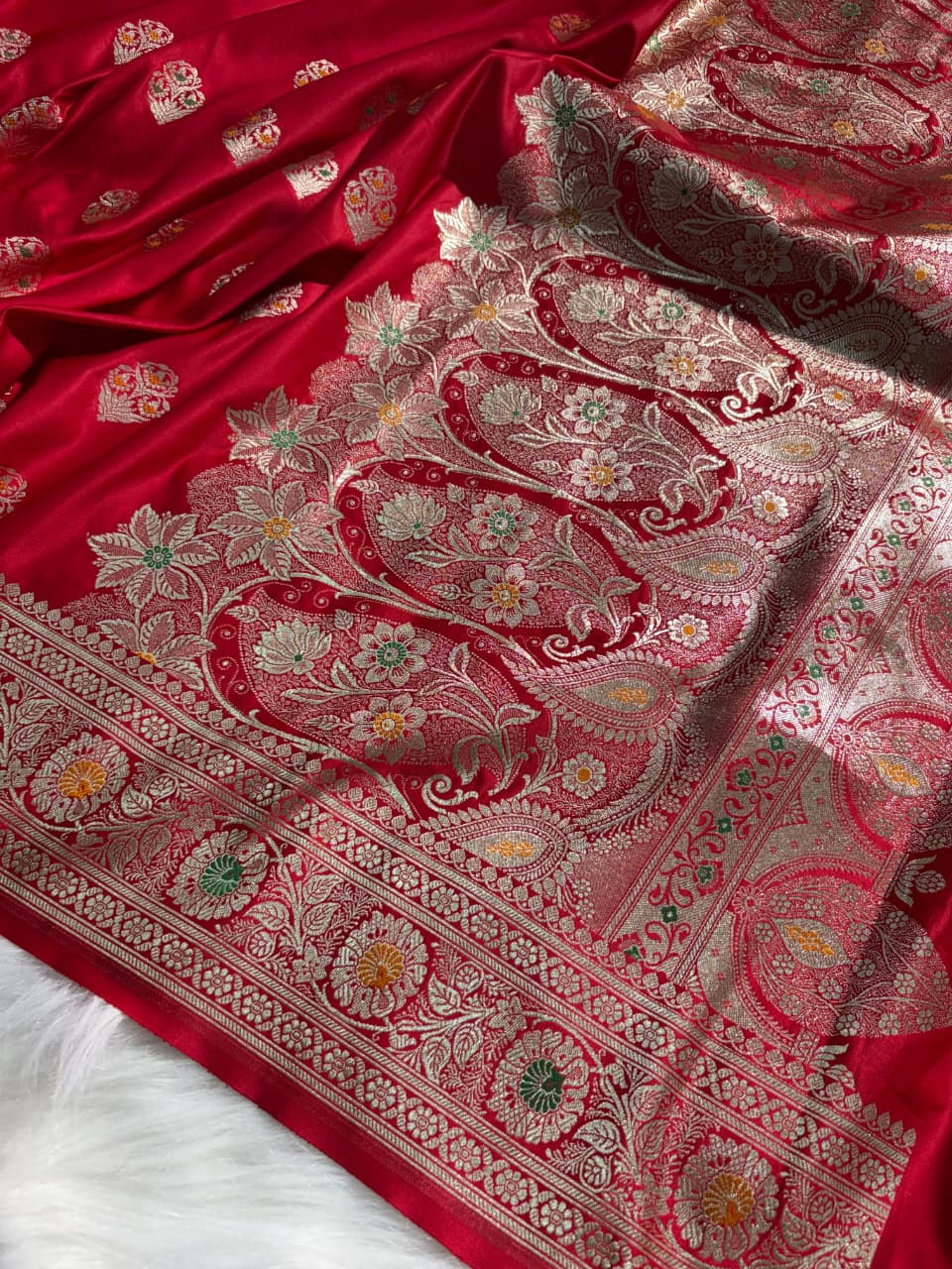 Minakari Boota Pattern Red Shade Mashru Silk Saree