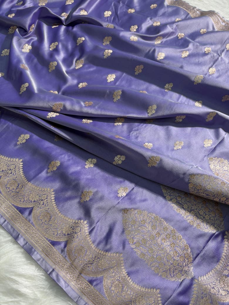 Lavender Floral Boota Scallop Border Mashru Silk Saree