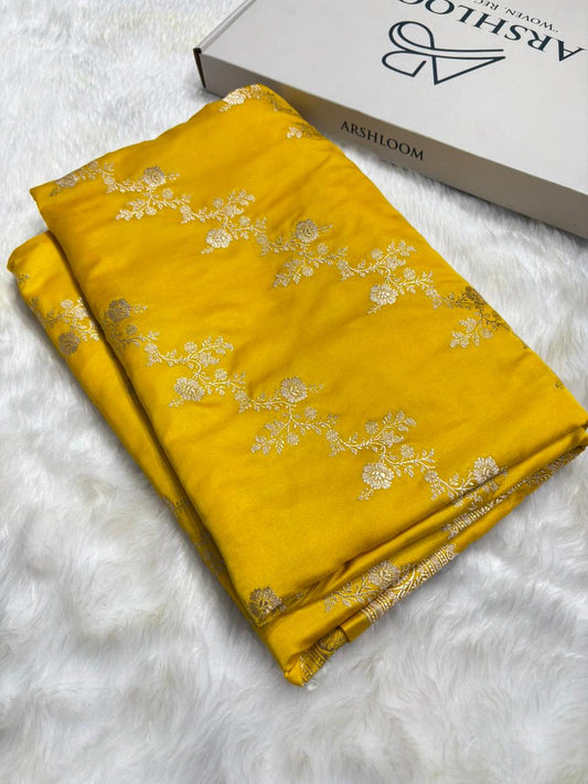Cross Jaal Floral Pattern Mashru Silk Saree in Yellow Shades