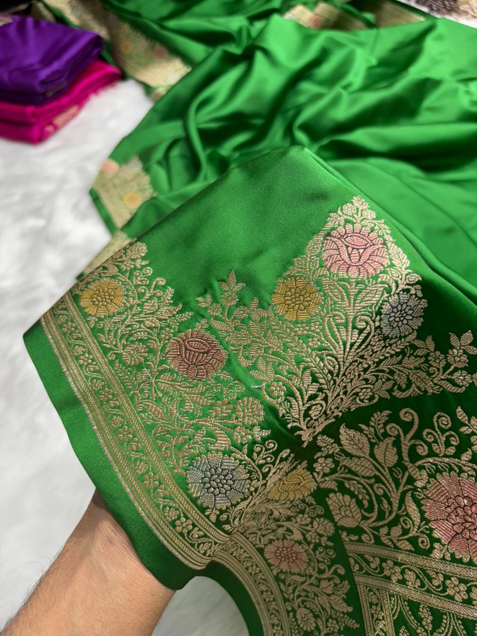 Green Minakari Shades Plain Mashru Silk Saree