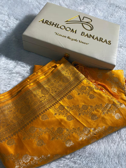 Mustard Mehandi Banarasi Cross Pattern Mashru Silk Saree
