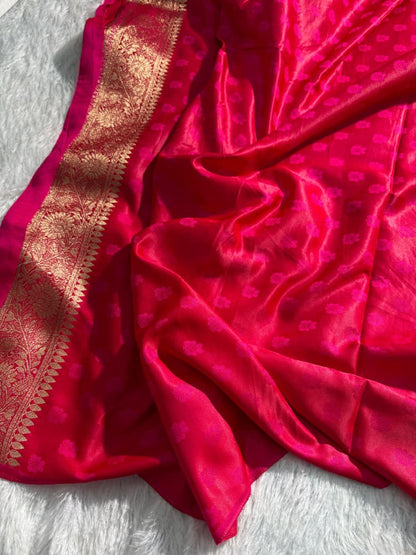 Lite Red Cross Pattern Mashru Silk Saree