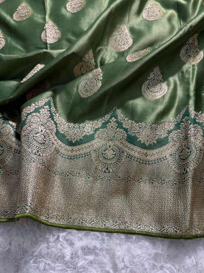 Sage Green Scallop Boota Pattern Mashru Silk Saree
