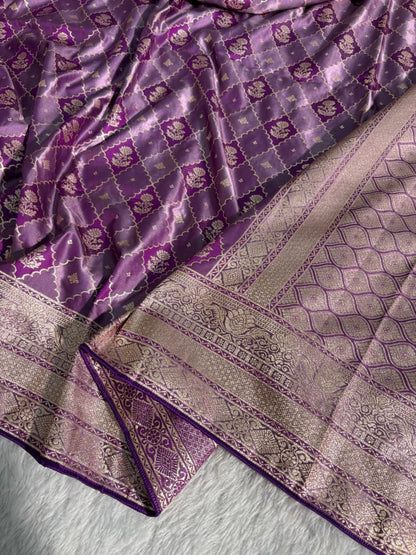 Deep Purple Checkered Floral Pattern Mashru Silk Saree