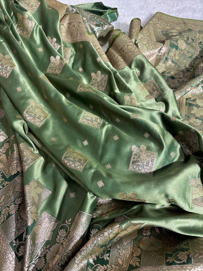 Leaf Green Floral & Booti Pattern Mashru Silk Saree