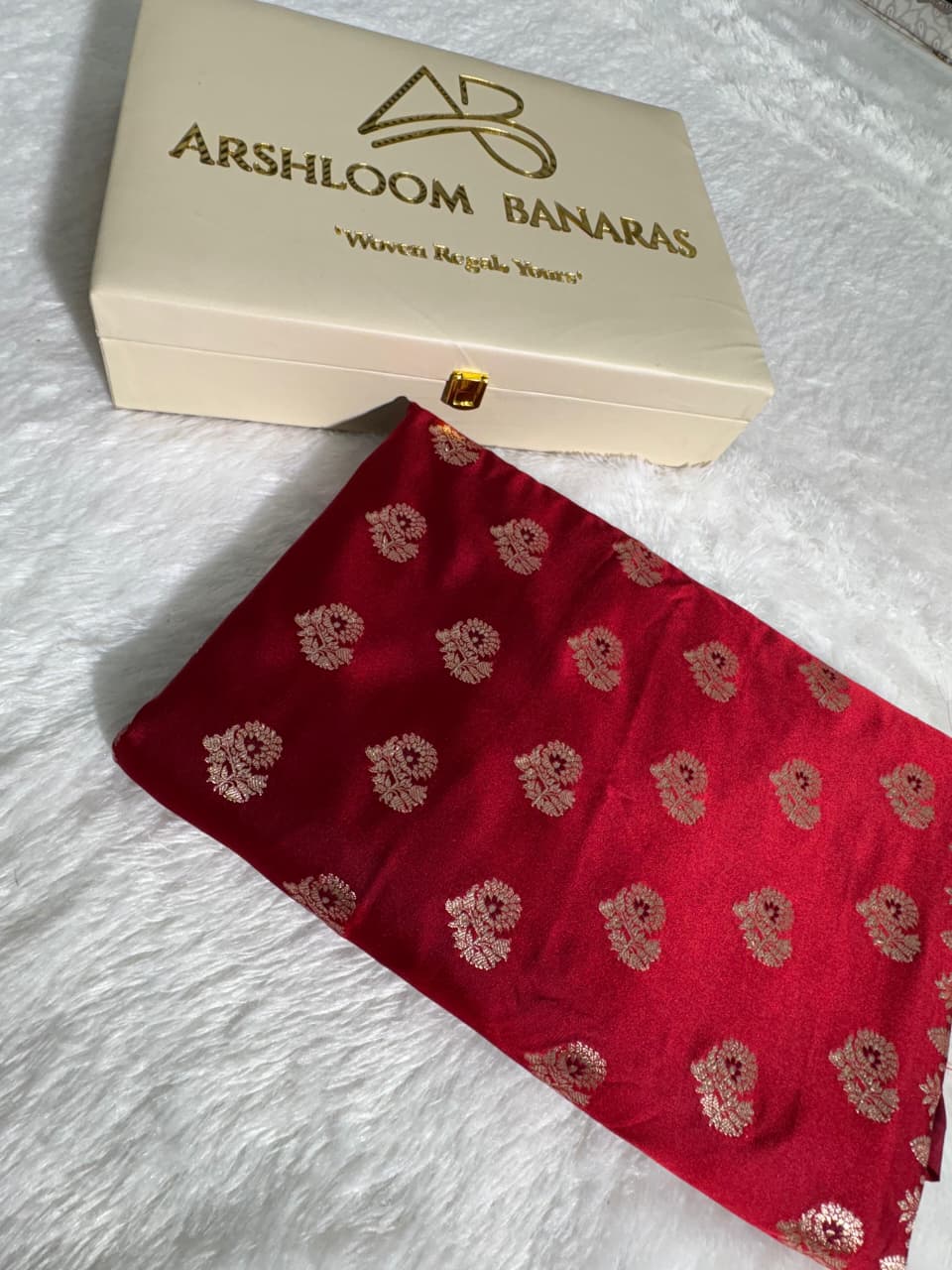 Red Banarasi Minakari Floral Boota Mashru Silk Saree