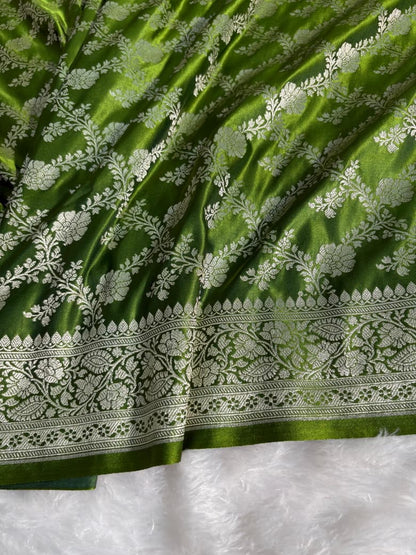 Mehandi Green Floral Jaal Pattern Mashru Silk Saree