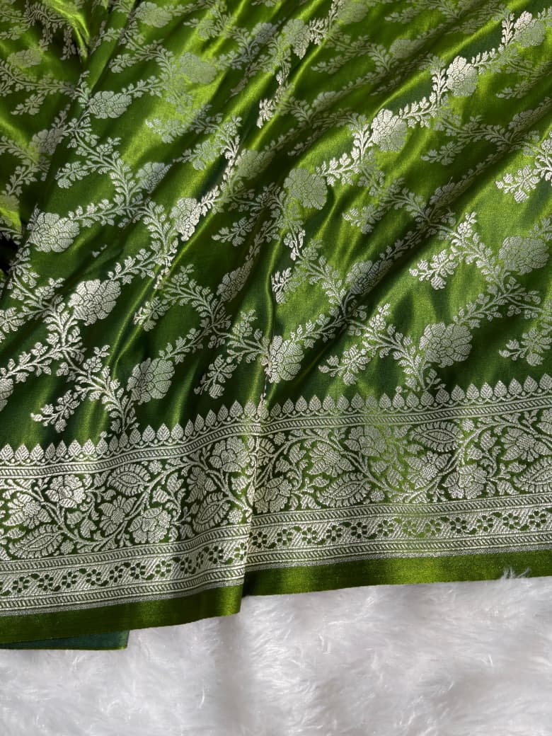 Mehandi Green Floral Jaal Pattern Mashru Silk Saree
