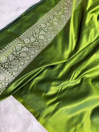 Mehandi Green Floral Jaal Pattern Mashru Silk Saree