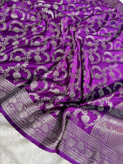 Purple Shade Floral Jaal Pattern Mashru Silk Saree