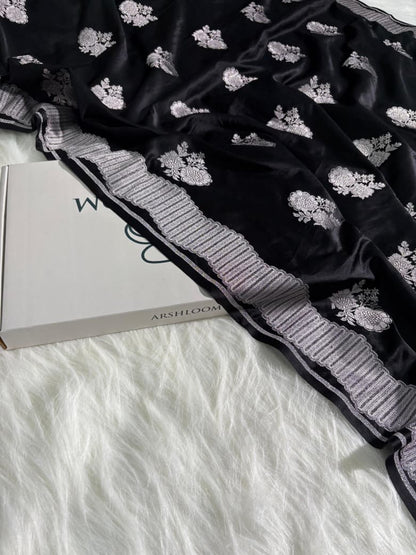 Black Floral Boota Scallop Mashru Silk Saree