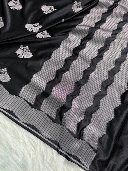 Black Floral Boota Scallop Mashru Silk Saree