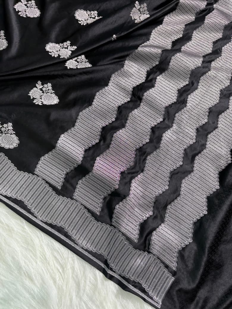 Black Floral Boota Scallop Mashru Silk Saree