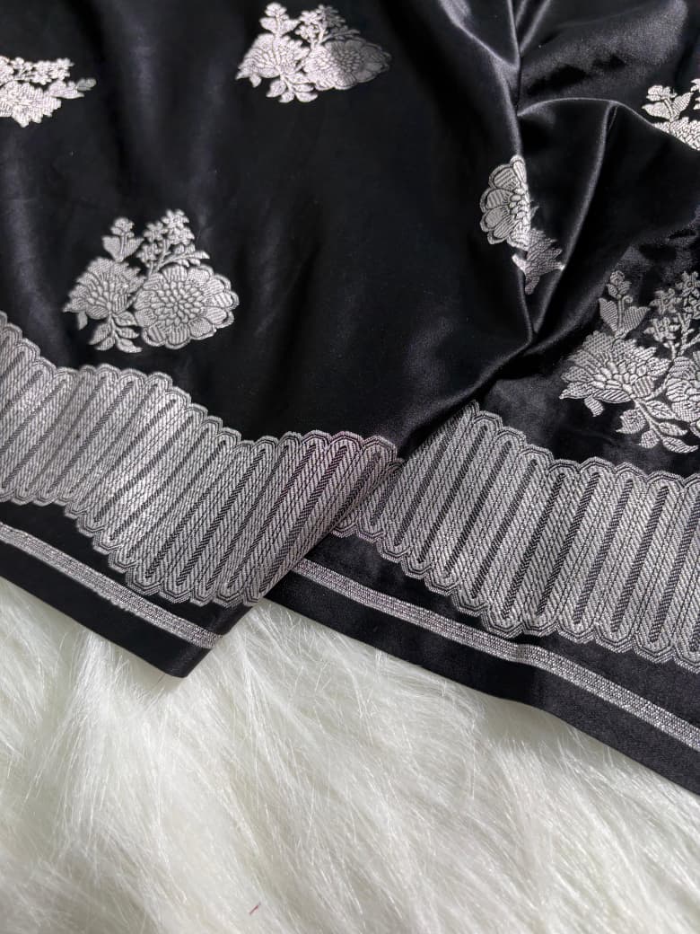 Black Floral Boota Scallop Mashru Silk Saree