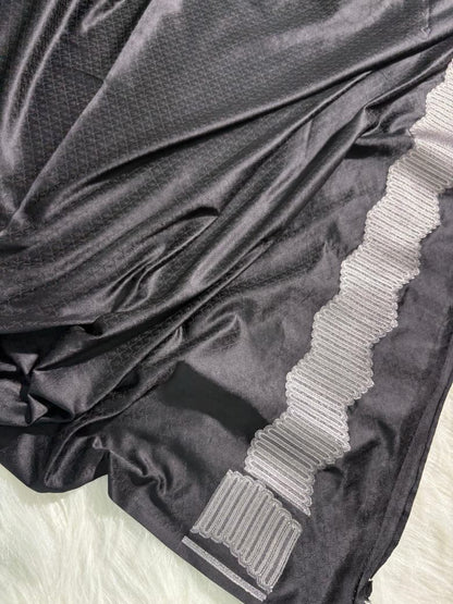 Black Floral Boota Scallop Mashru Silk Saree