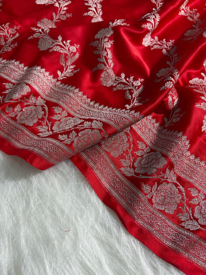 Red Floral Cross Jaal Pattern Mashru Silk Saree