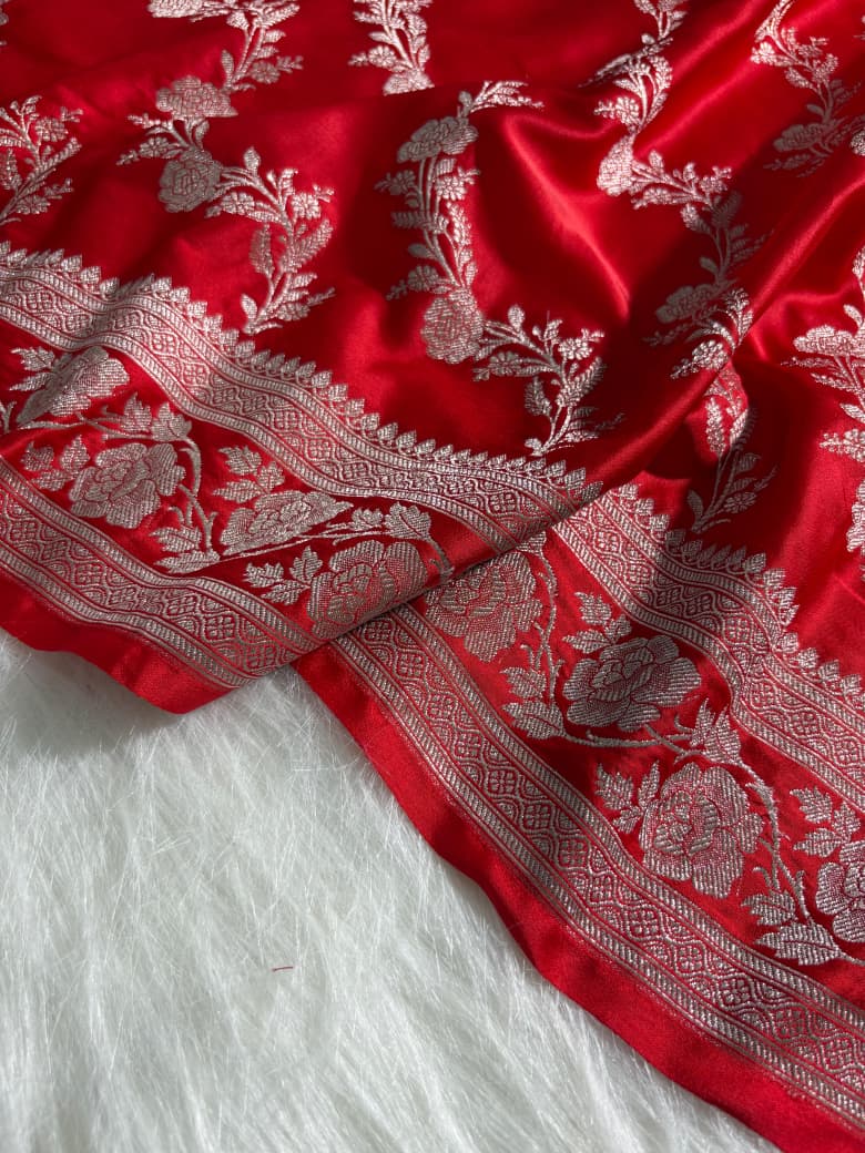 Red Floral Cross Jaal Pattern Mashru Silk Saree