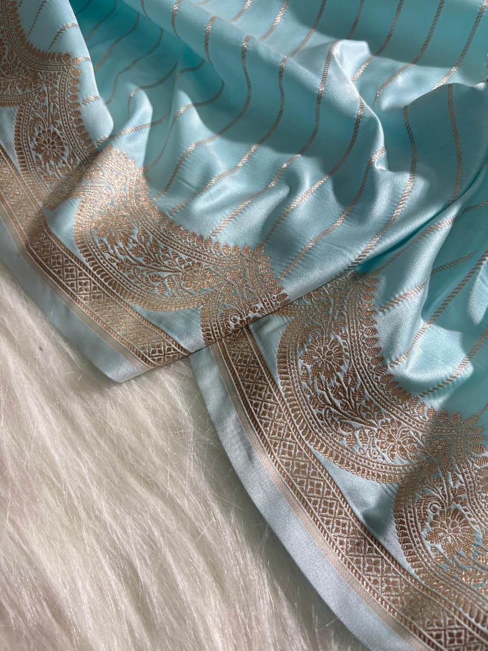 Powder Blue Scallop Strip Mashru Silk Banarasi Saree