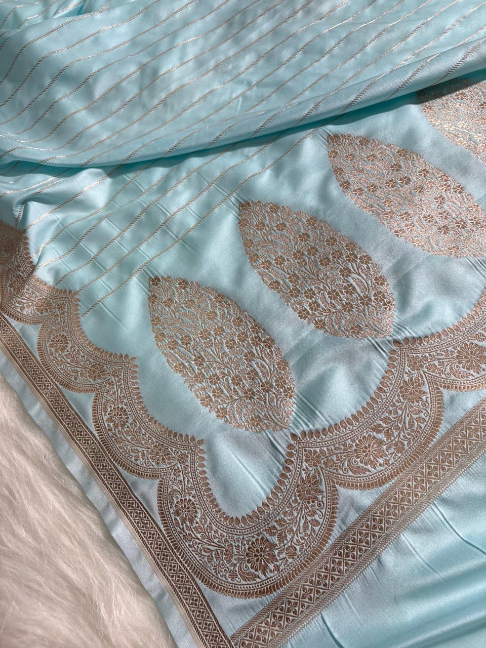 Powder Blue Scallop Strip Mashru Silk Banarasi Saree