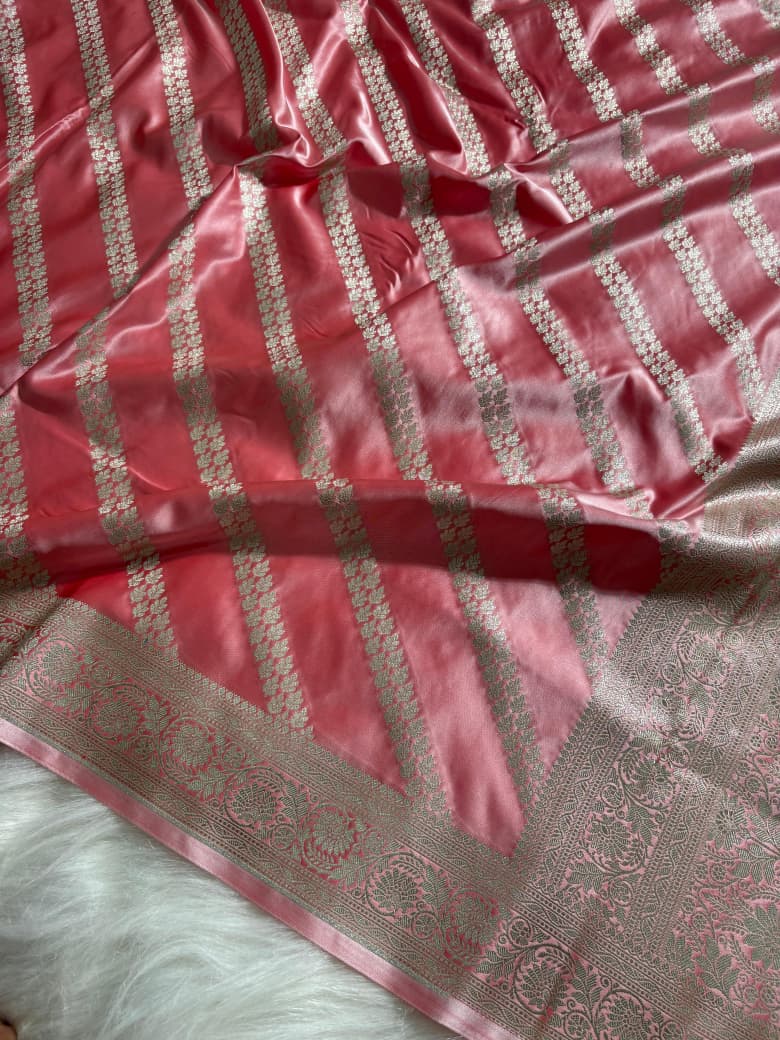 Dusty Baby Pink Cross Pattern Mashru Silk Saree