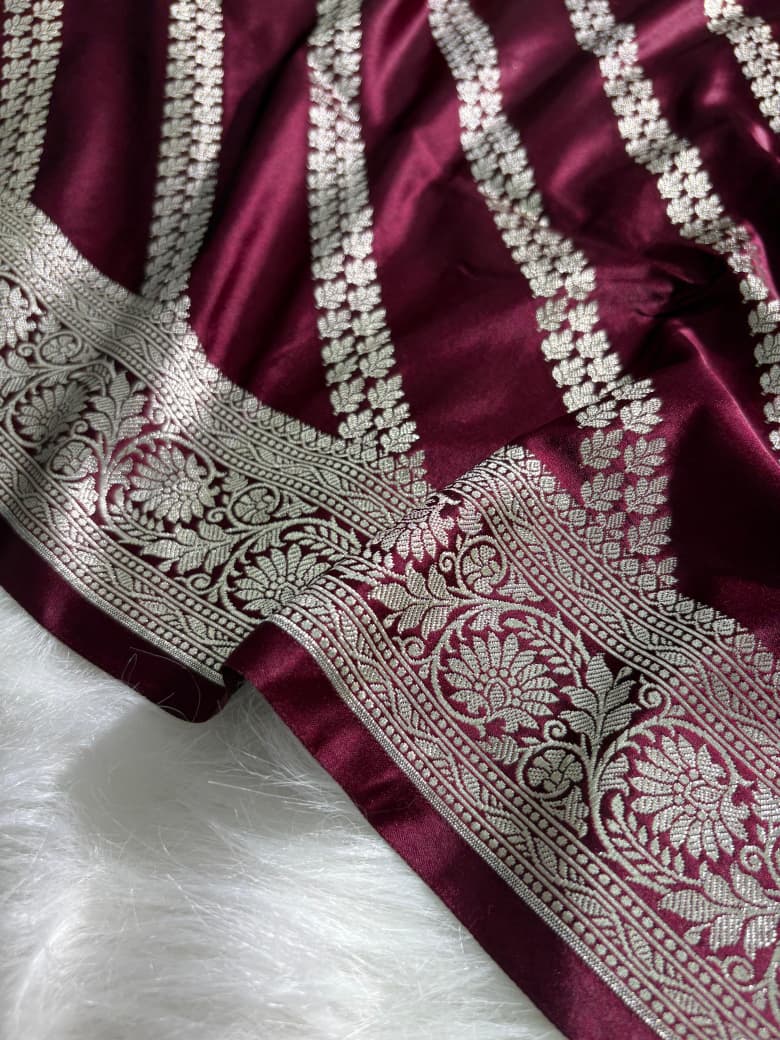 Wine Shade Cross Pattern Mashru Silk Saree