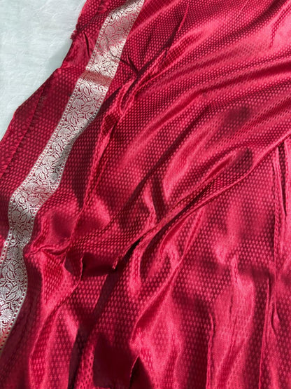 Red Banarasi Booti Tanchoi Mashru Silk Saree