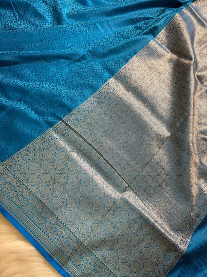 Majestic Blue Floral Tanchoi Mashru Silk Saree