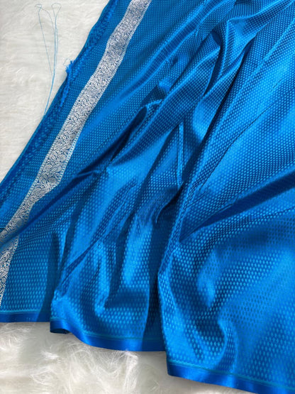 Majestic Blue Floral Tanchoi Mashru Silk Saree