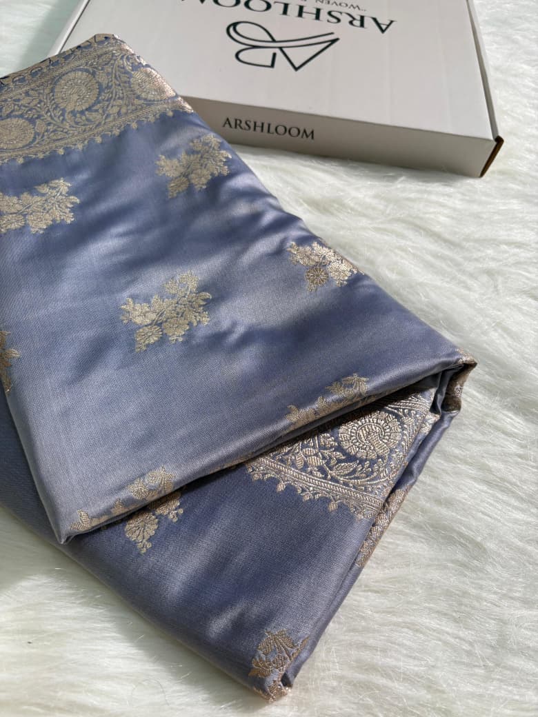 Grayish Blue Floral Pattern Mashru Silk Saree