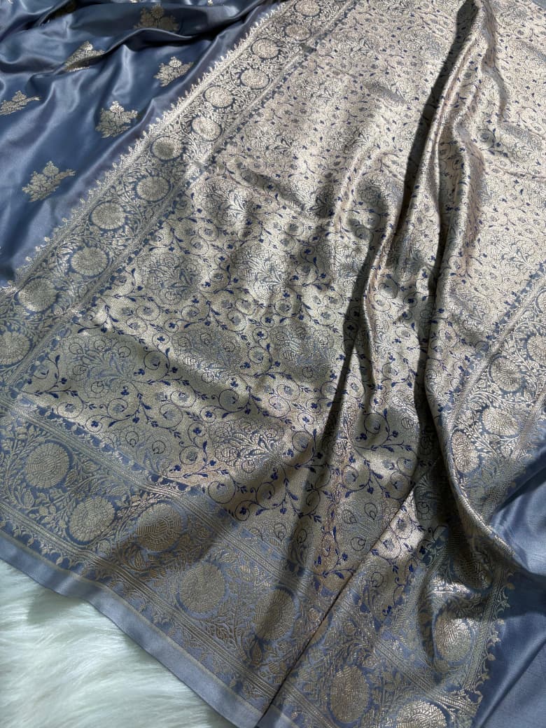 Grayish Blue Floral Pattern Mashru Silk Saree