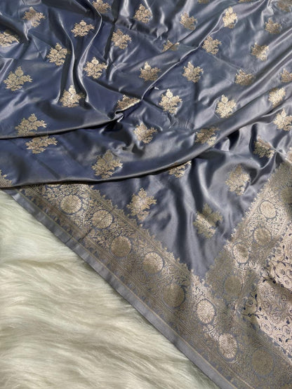 Grayish Blue Floral Pattern Mashru Silk Saree