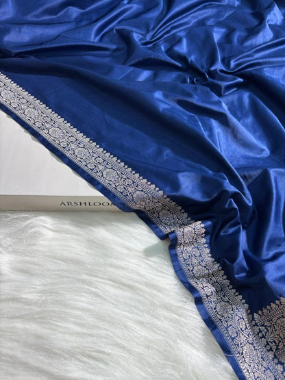Navy Blue Plain Pattern Mashru Silk Saree