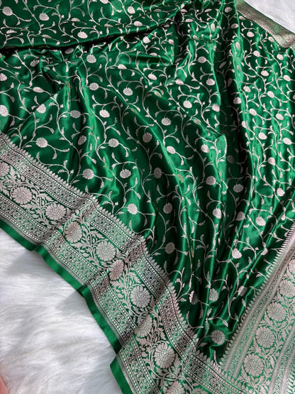 Bottle Green Floral Jaal Pattern Mashru Silk Saree