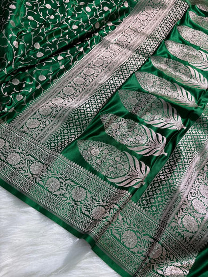 Bottle Green Floral Jaal Pattern Mashru Silk Saree