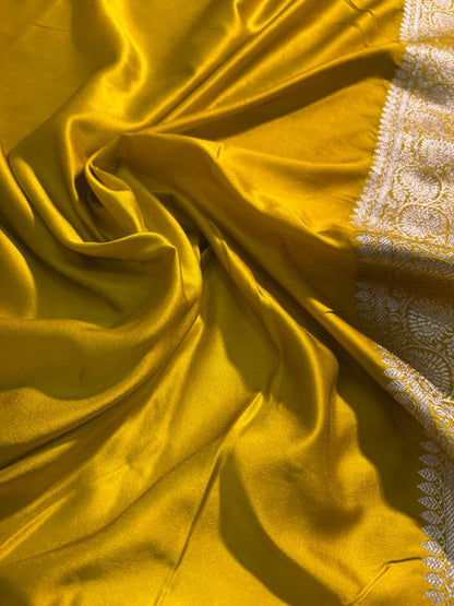 Mustard Floral Jaal Pattern Mashru Silk Saree