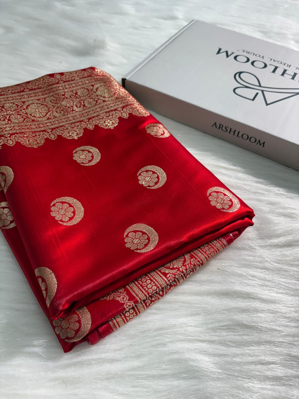 Red Chand Tara Satin Silk Saree