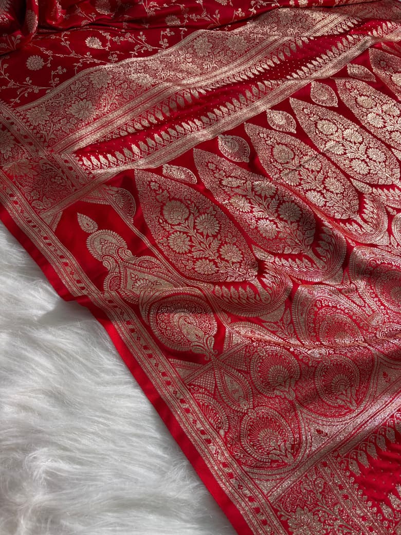 Red Floral Jaal Pattern Satin Silk Banarasi Saree