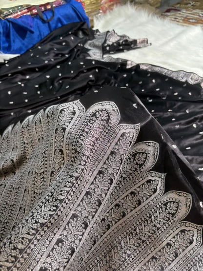 Premium Black Skirt Border Mashru Silk Saree