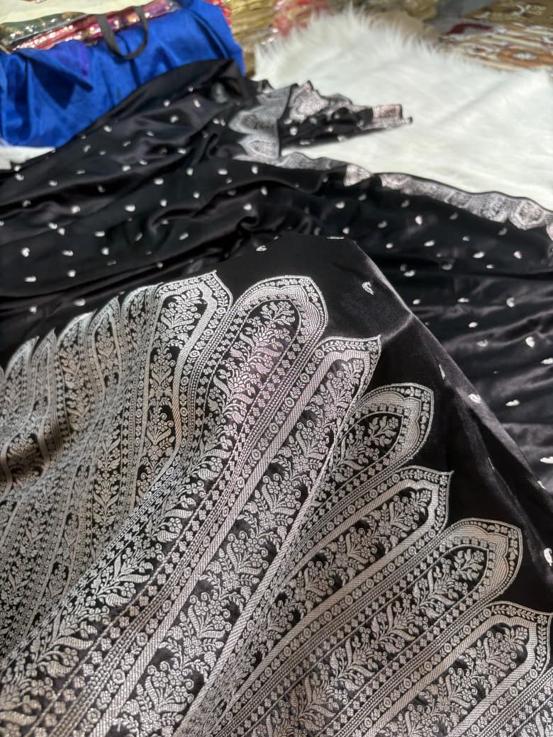 Premium Black Skirt Border Mashru Silk Saree