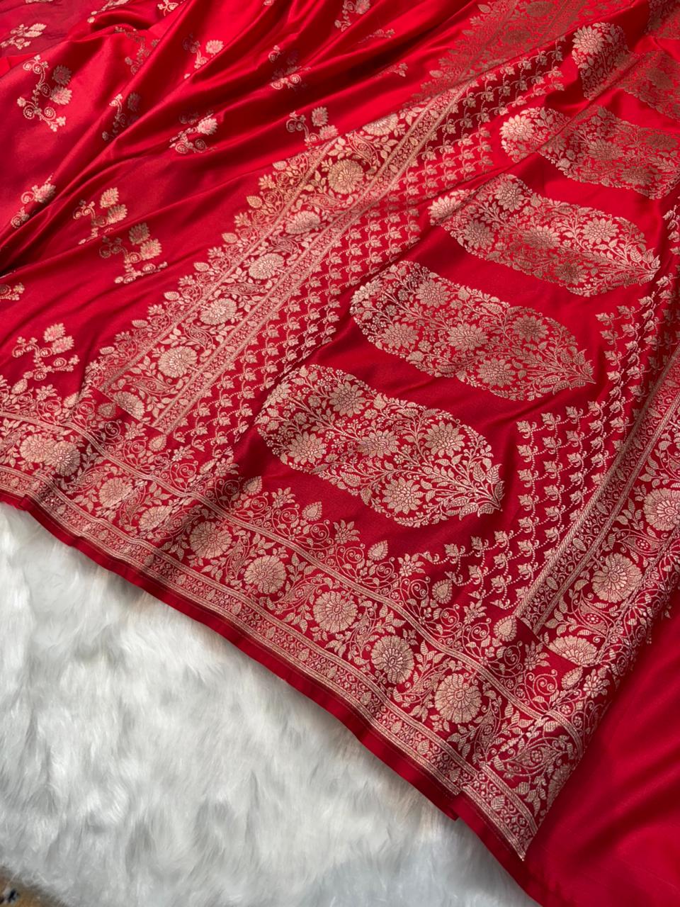 Banarasi Red Shades Floral Meena Mashru Silk Saree