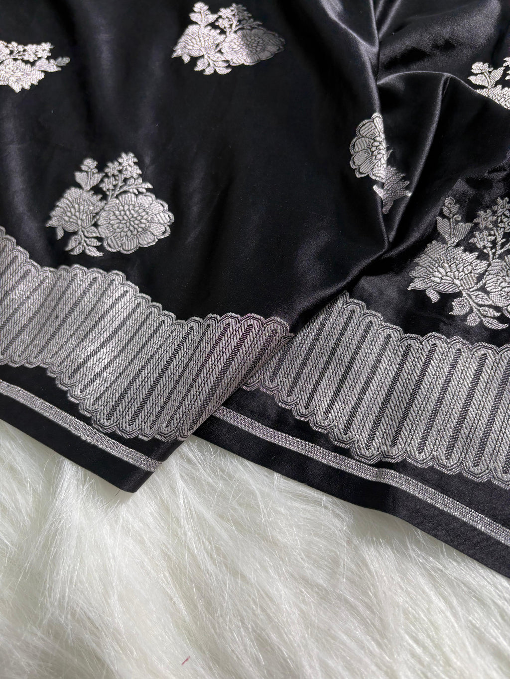 Floral Boota Scallop Black Mashru Silk Saree