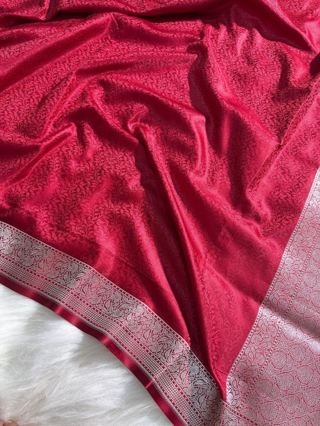 Maroon Floral Tanchoi Mashru Silk Saree