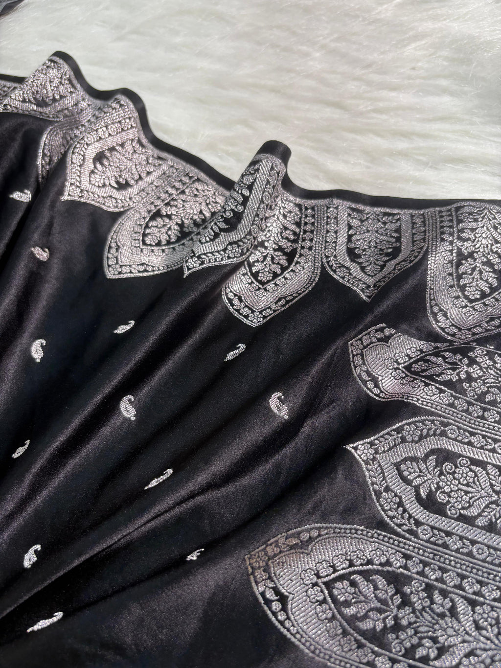 Premium Black Skirt Border Mashru Silk Saree
