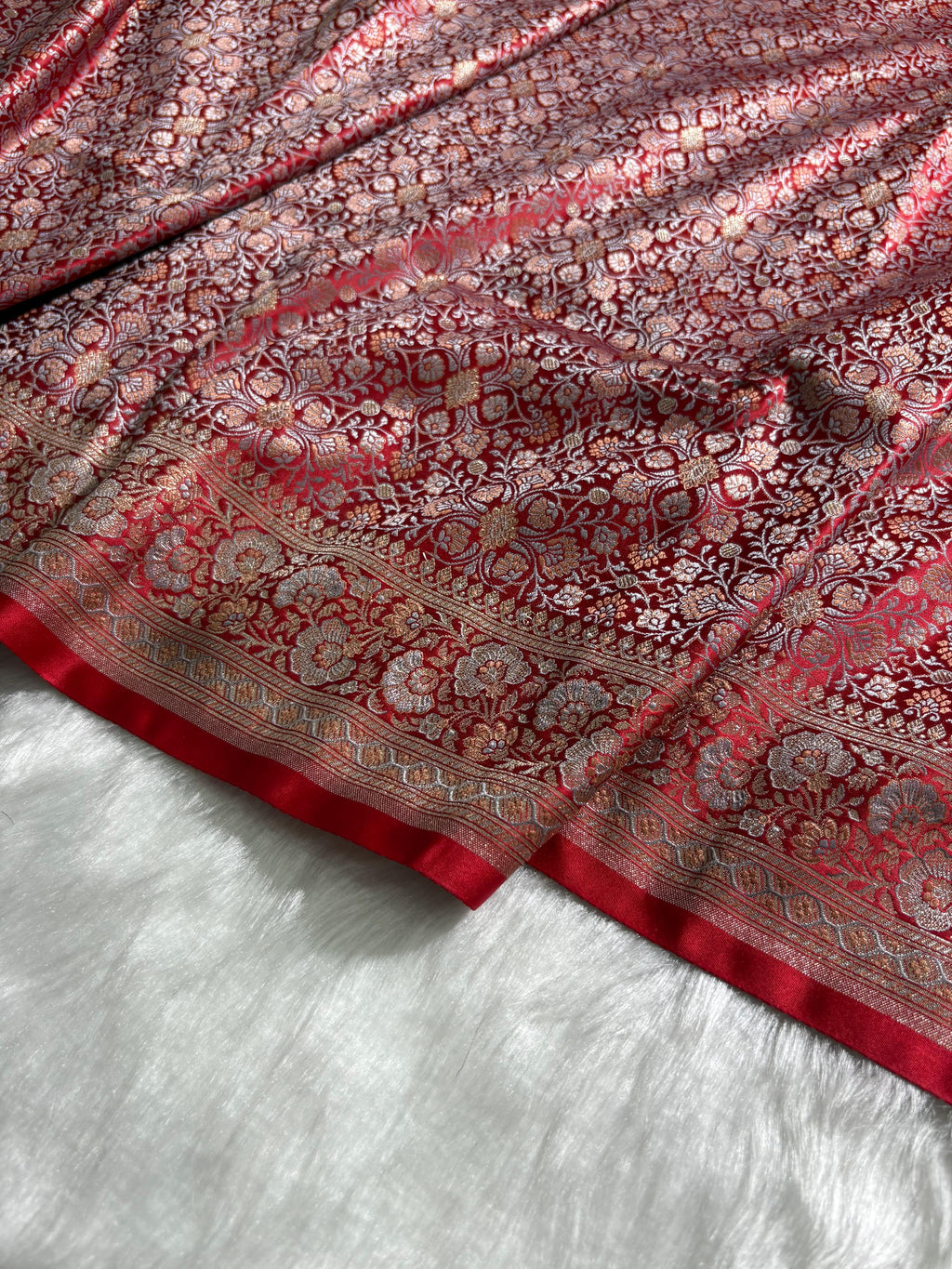 Crimson Red Contrast Jamawar Tanchoi Katan Silk Saree