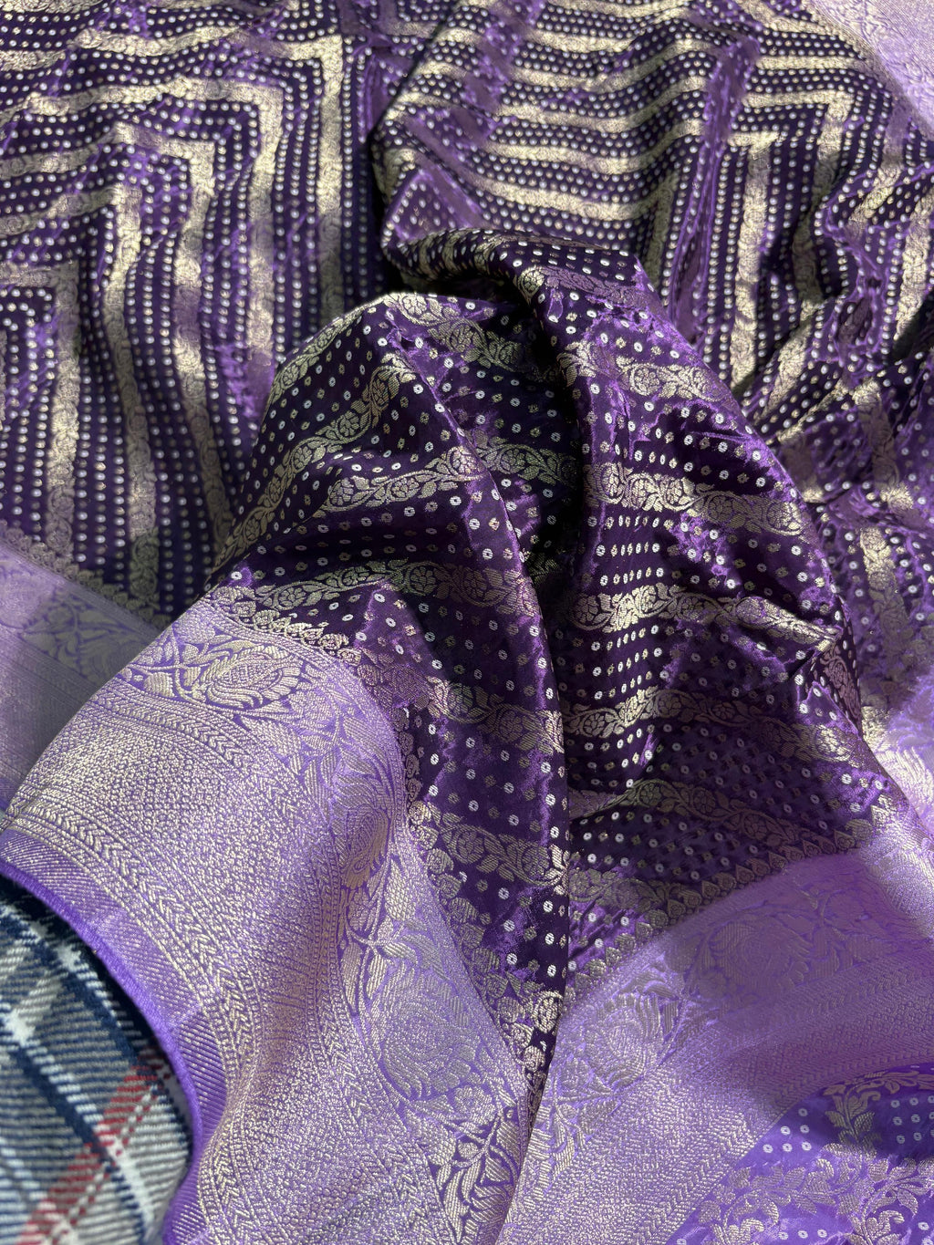 Violet Shades Bandhej Stripe Pattern With Contrast Border Crepe Silky Katan Banarasi Saree